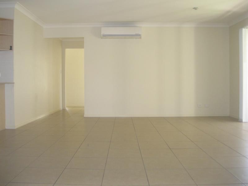 4 Brighton St, Raceview QLD 4305