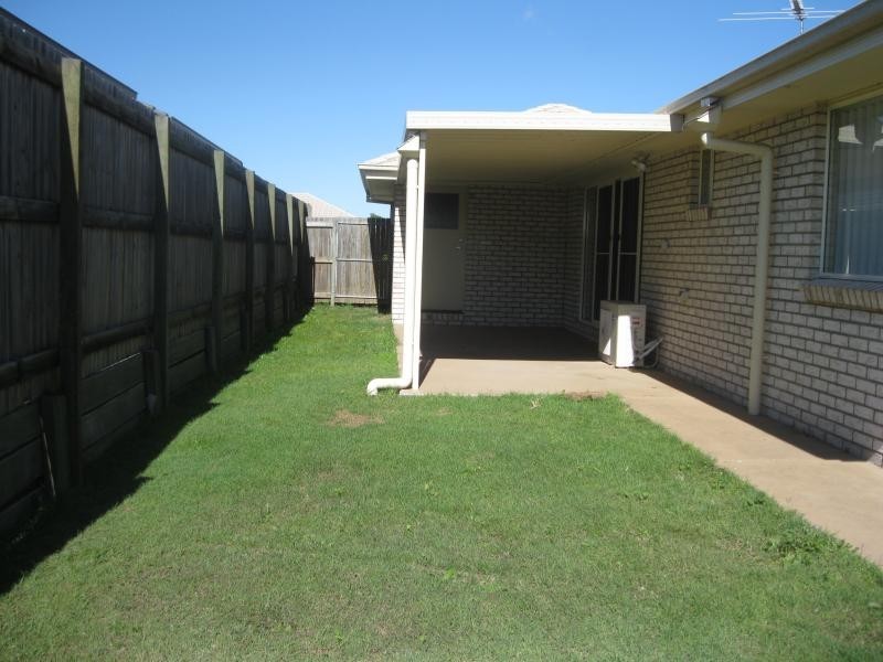 4 Brighton St, Raceview QLD 4305