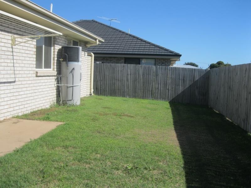 4 Brighton St, Raceview QLD 4305