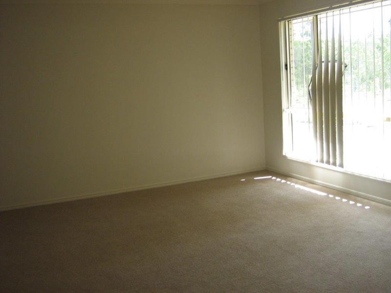 73 McCorry Dr, Collingwood Park QLD 4301