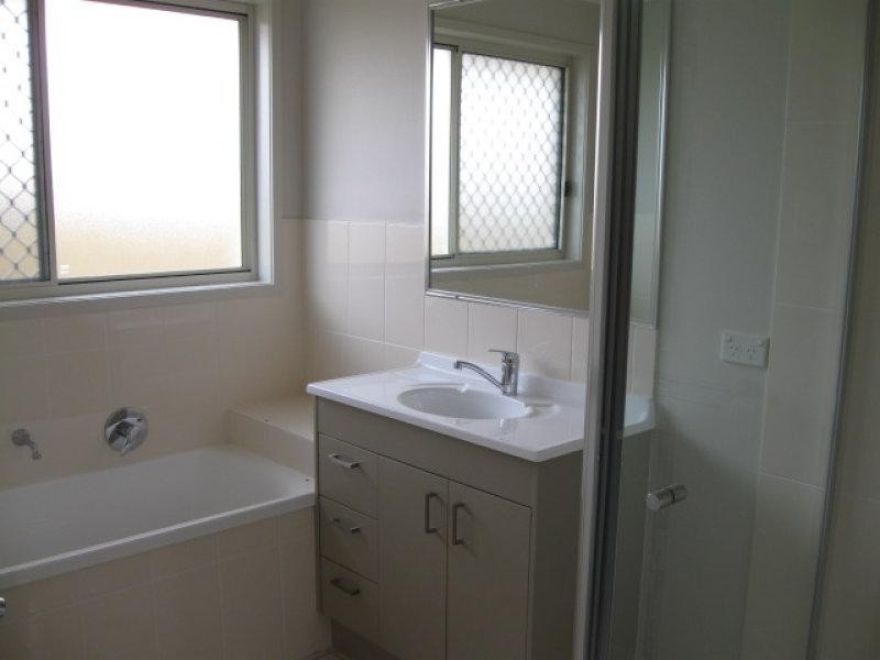 31 Rasmussen Ct, Redbank Plains QLD 4301