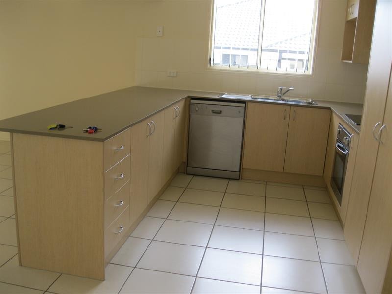 32 Griffin Cres, Collingwood Park QLD 4301