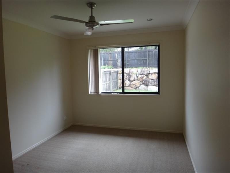 11 Griffin St, Collingwood Park QLD 4301