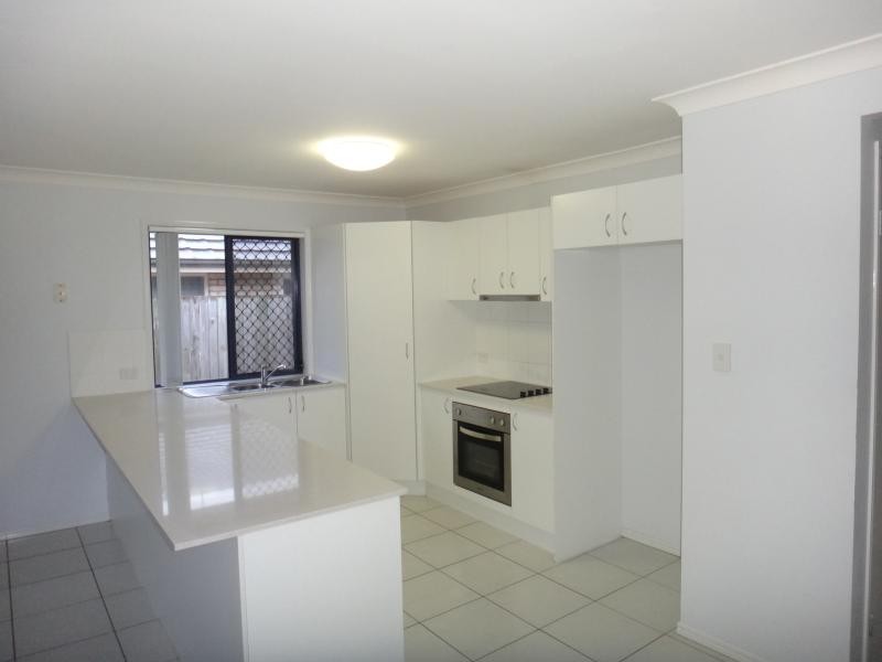 66 Dornoch  Cres, Raceview QLD 4305