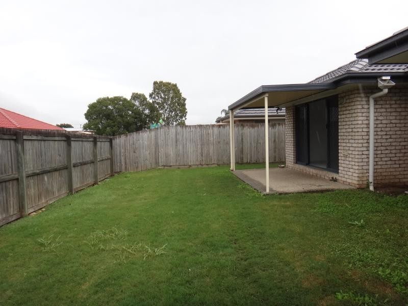 66 Dornoch  Cres, Raceview QLD 4305