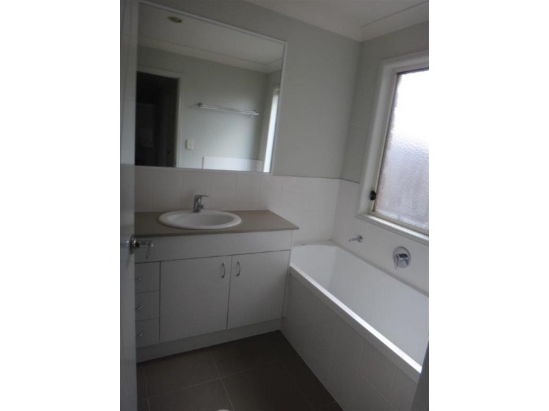 48 Dornoch Cres, Raceview QLD 4305