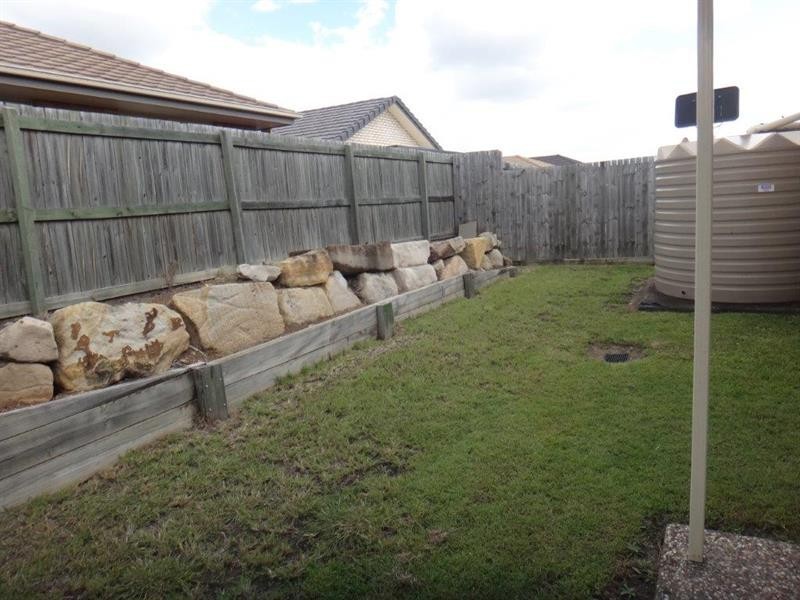 48 Dornoch Cres, Raceview QLD 4305