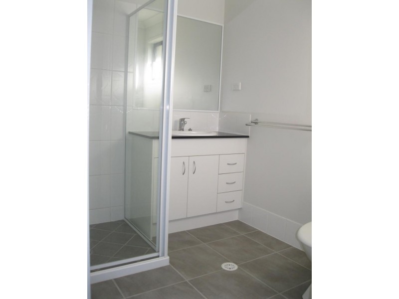 40 Pencarrow  Ct, Raceview QLD 4305