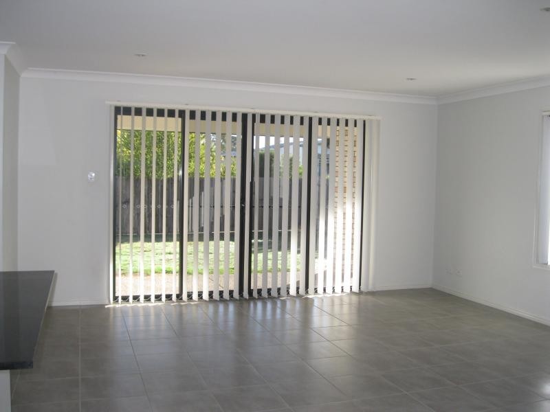 40 Pencarrow  Ct, Raceview QLD 4305