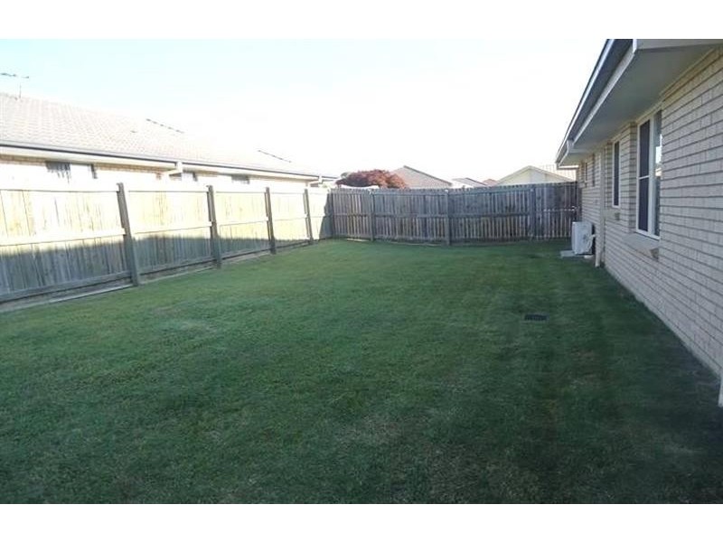 63 Dornoch  Cres, Raceview QLD 4305