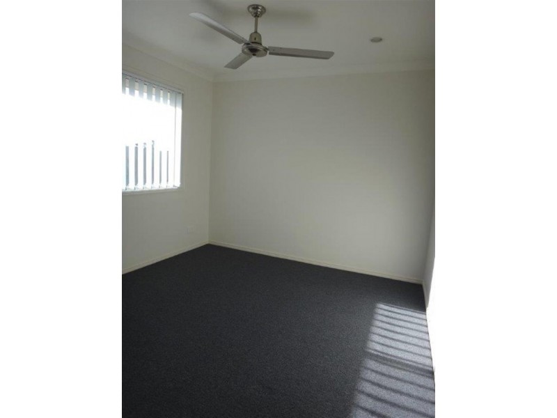 63 Dornoch  Cres, Raceview QLD 4305