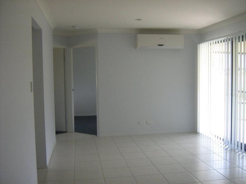 133 Raceview  St, Raceview QLD 4305