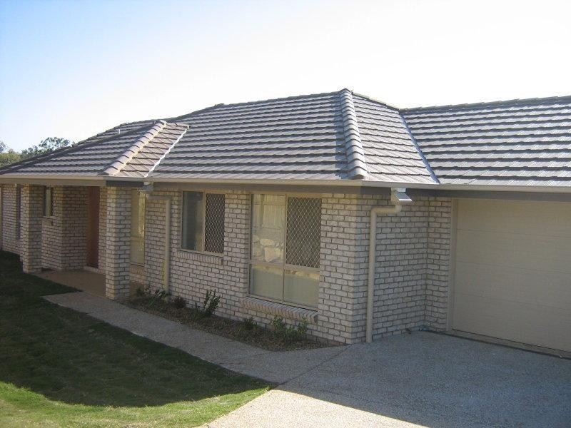 82 Avon  St, Leichhardt QLD 4305