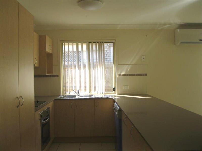 13 Pencarrow  Ct, Raceview QLD 4305