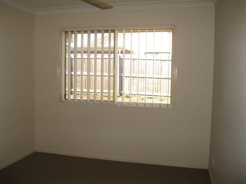 13 Pencarrow  Ct, Raceview QLD 4305