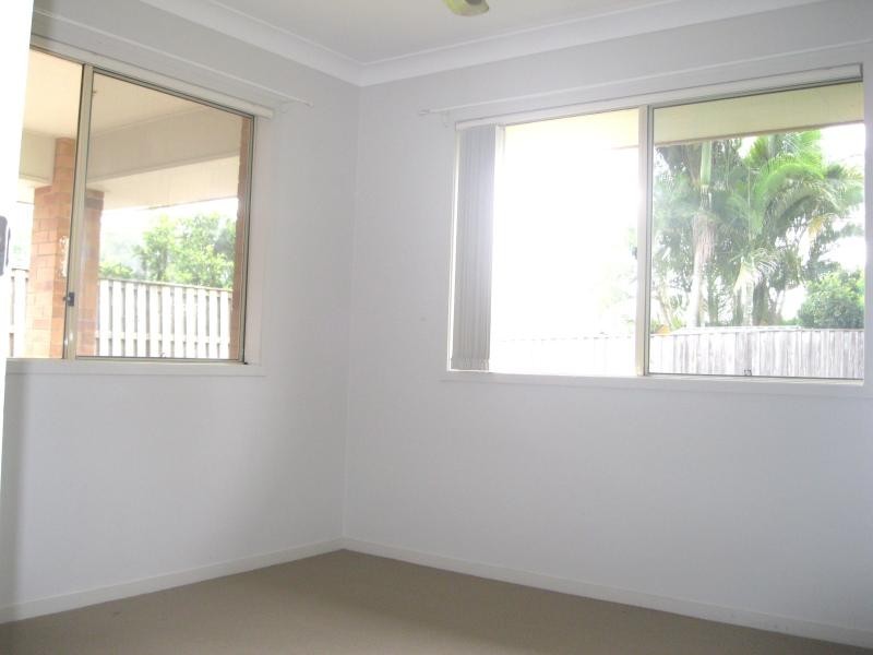 29 Scottsdale St, Raceview QLD 4305