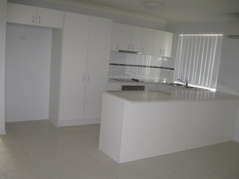 81 McCorry  Dr, Collingwood Park QLD 4301