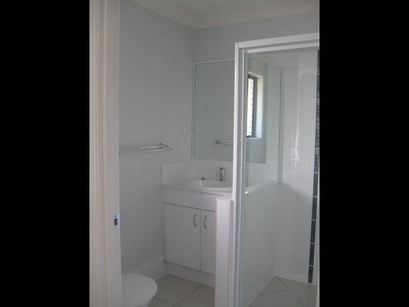81 McCorry  Dr, Collingwood Park QLD 4301