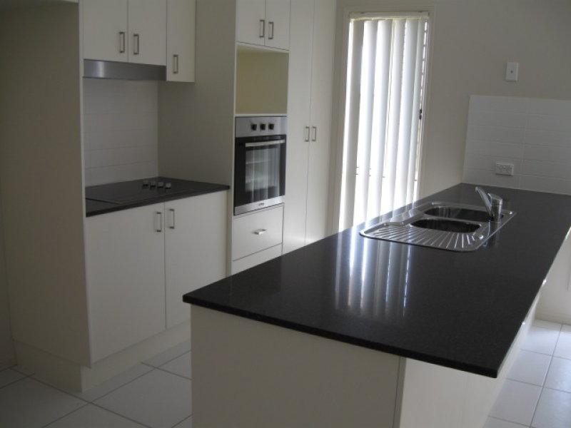 21 Roach Cres, Redbank Plains QLD 4301