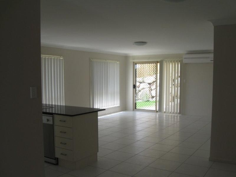 21 Roach Cres, Redbank Plains QLD 4301