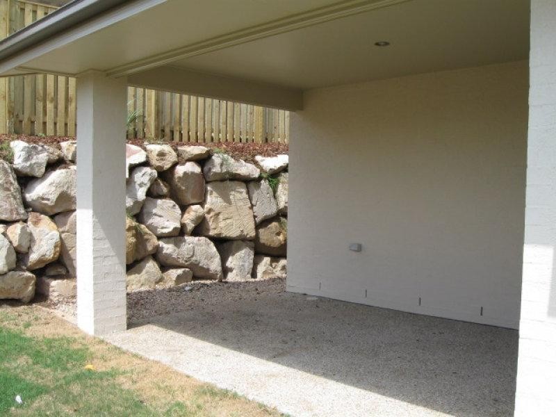 21 Roach Cres, Redbank Plains QLD 4301