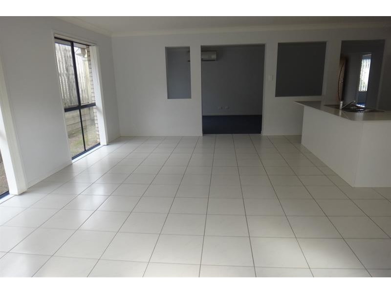12 Julia  St, Brassall QLD 4305