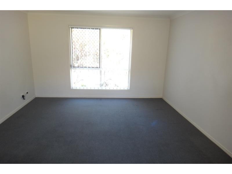 35 Moonlight Dr, Brassall QLD 4305