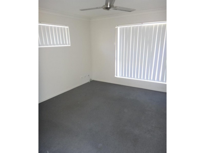 35 Moonlight Dr, Brassall QLD 4305