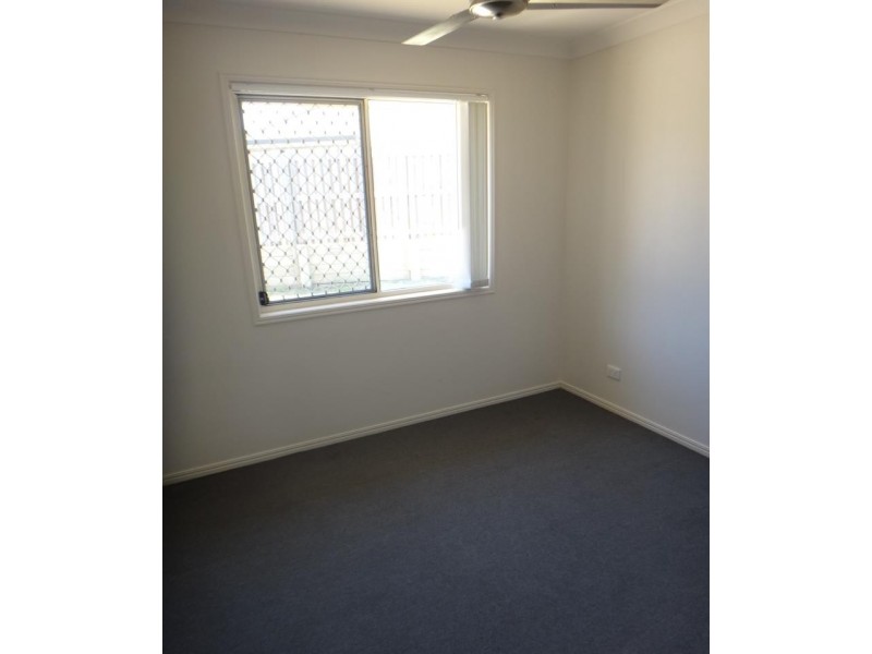 35 Moonlight Dr, Brassall QLD 4305