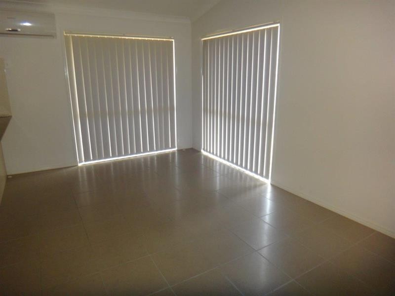 10 Julia St, Brassall QLD 4305