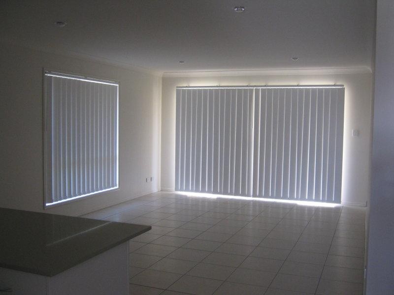 75 Westminster  Cres, Raceview QLD 4305