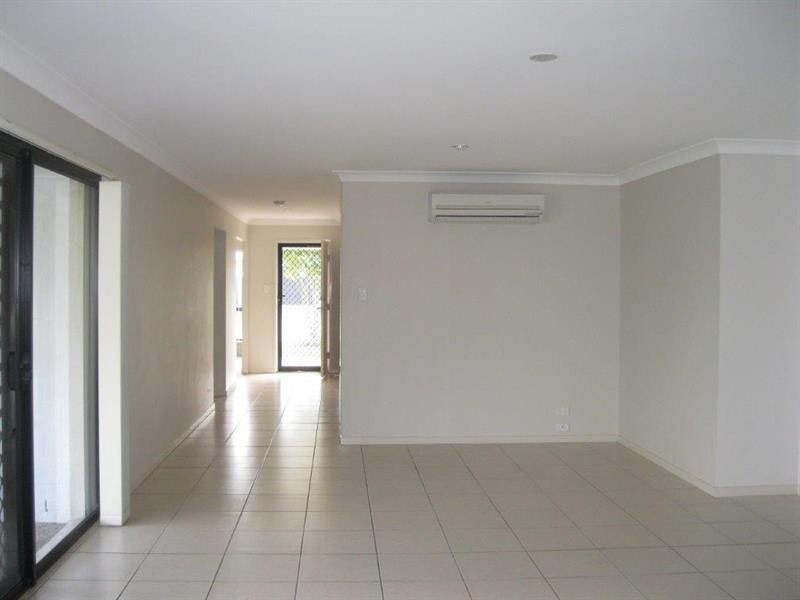 7 Brighton  St, Raceview QLD 4305