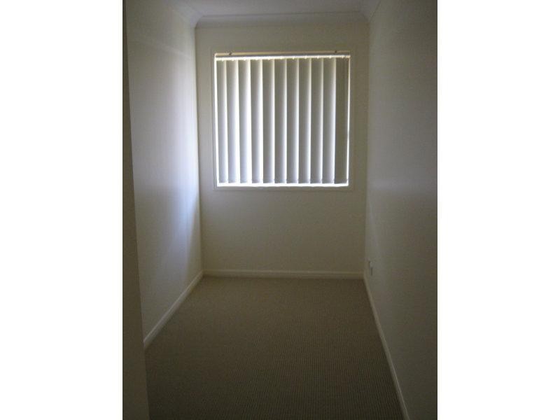 12 Alexandra St, Brassall QLD 4305