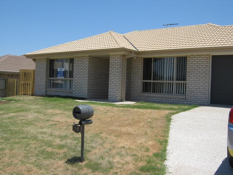 10 Alexandra St, Brassall QLD 4305