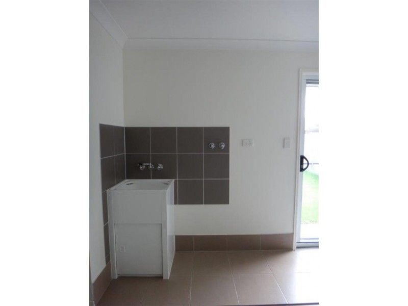 9 Pencarrow  Cres, Raceview QLD 4305