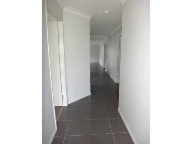 6 Hann  Way, Brassall QLD 4305