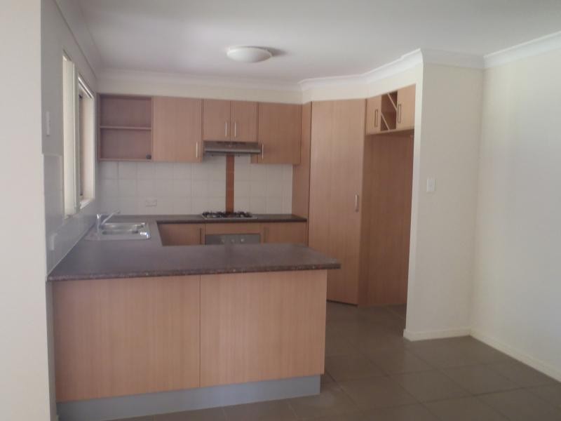 3 Serenity St, Brassall QLD 4305