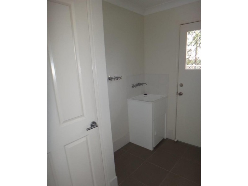 3 Serenity St, Brassall QLD 4305