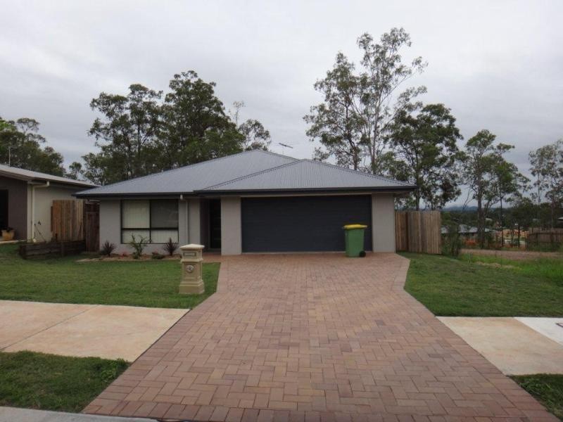 77 Jane St, Leichhardt QLD 4305