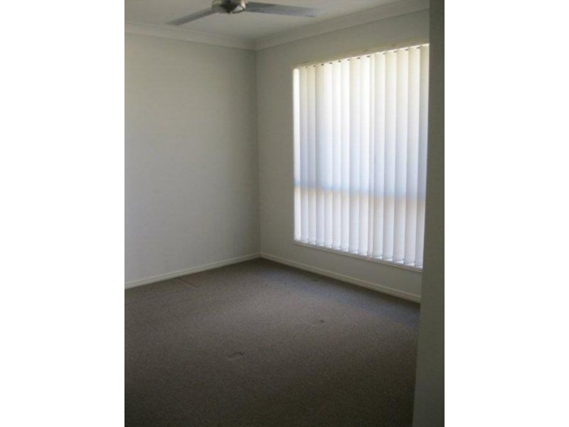19 MacBride Ct, Collingwood Park QLD 4301