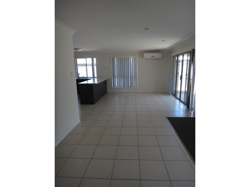 17 Atlantic Dr, Brassall QLD 4305