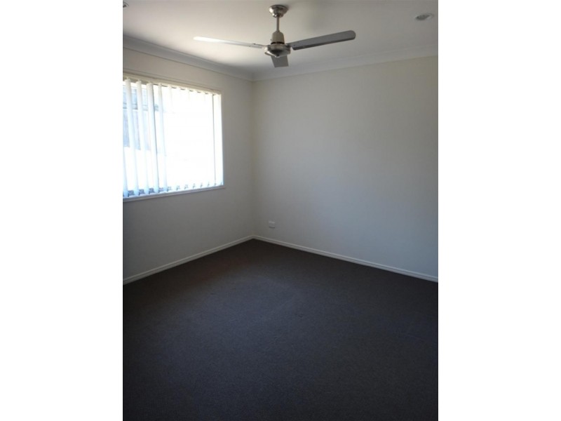 17 Atlantic Dr, Brassall QLD 4305