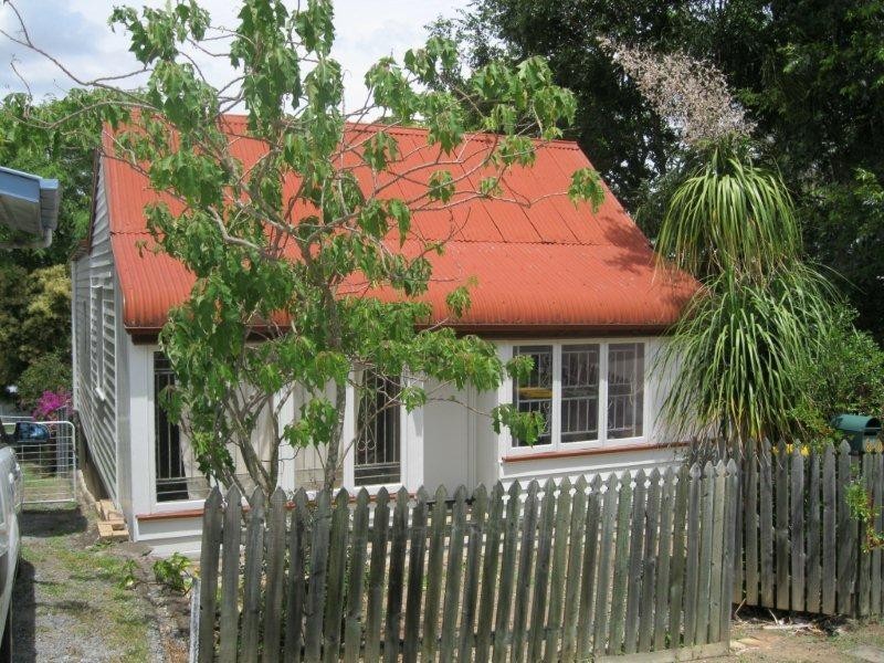 39 O’Sullivan  St, Woodend QLD 4305