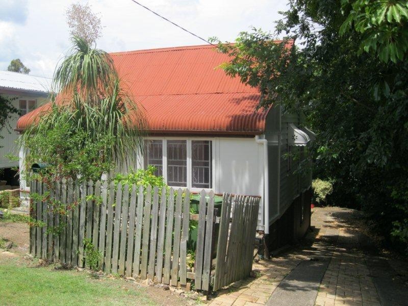 39 O’Sullivan  St, Woodend QLD 4305