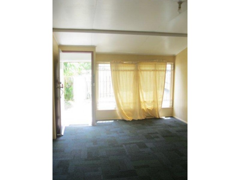 39 O’Sullivan  St, Woodend QLD 4305