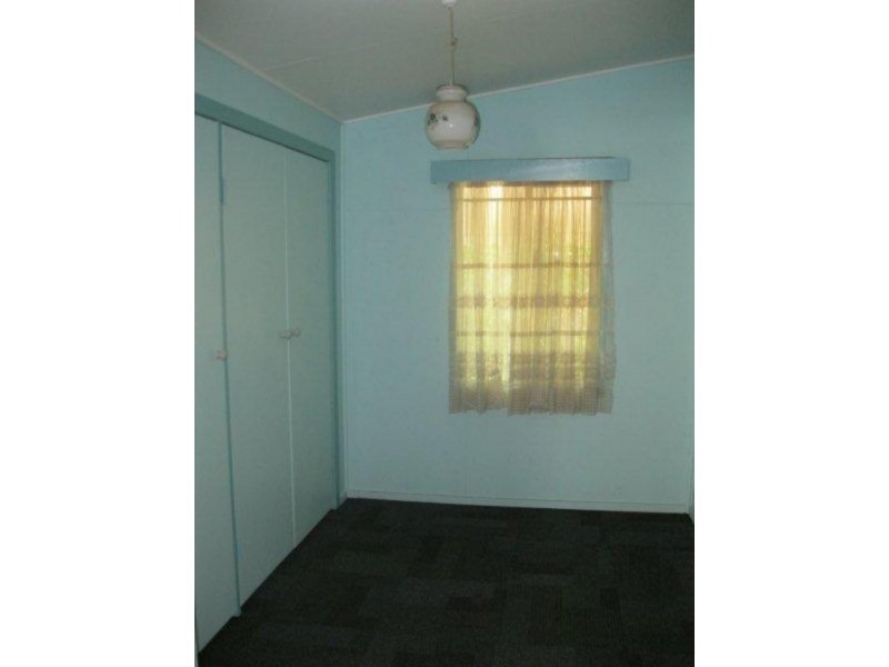 39 O’Sullivan  St, Woodend QLD 4305