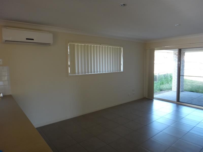 10 May  Cl, Redbank QLD 4301