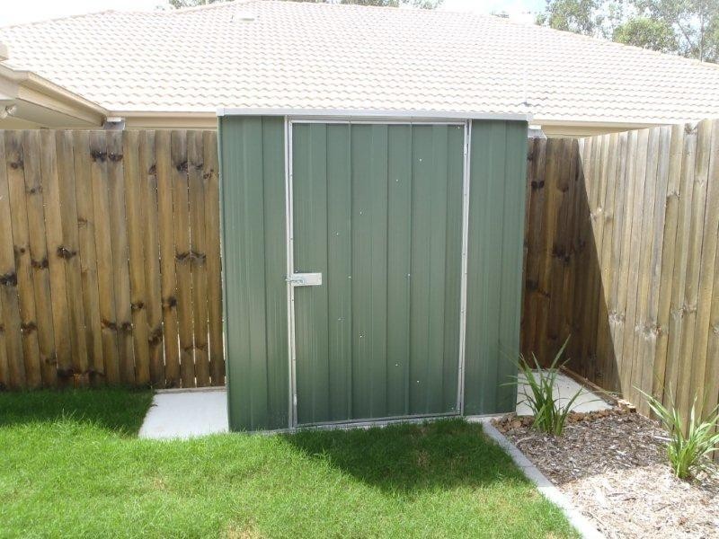 1/1 Belle  Ct, Redbank QLD 4301