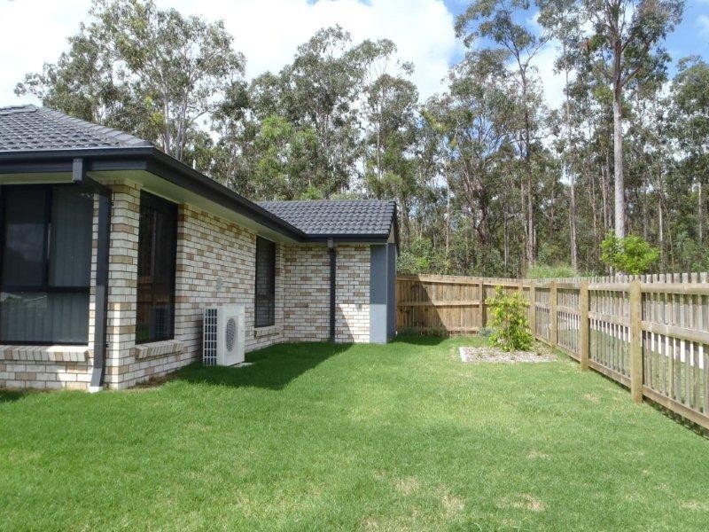 1/1 Belle  Ct, Redbank QLD 4301