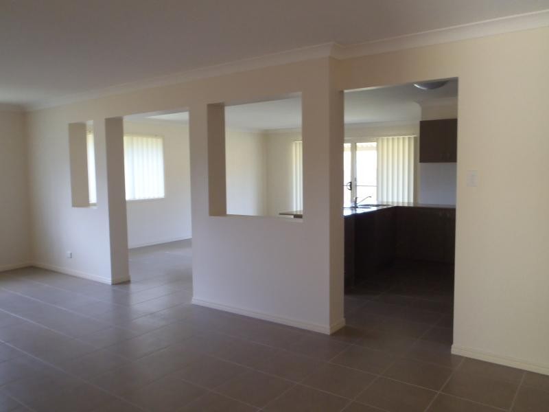 32 Henderson  Rd, Redbank QLD 4301